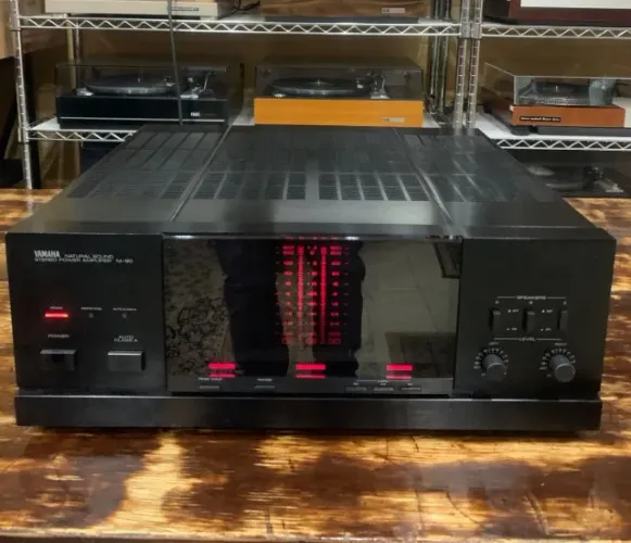 Amplificador Power Potência Yamaha - Modelo M-80 Vintage Receiver Vitrola som Jbl Marantz