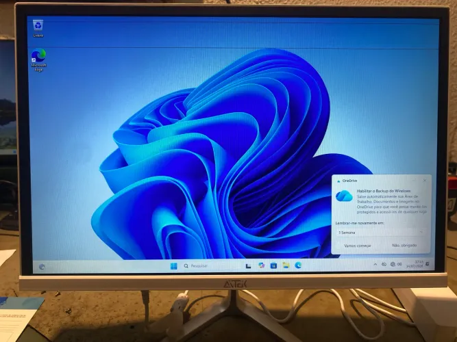 Computador All in one  Aitek  I5-3 8gb ram ssd 128gb 19? polegadas 