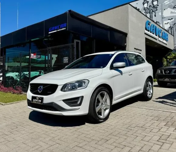 Volvo XC 60 T-5 R-design 2.0 FWD 5P 2015