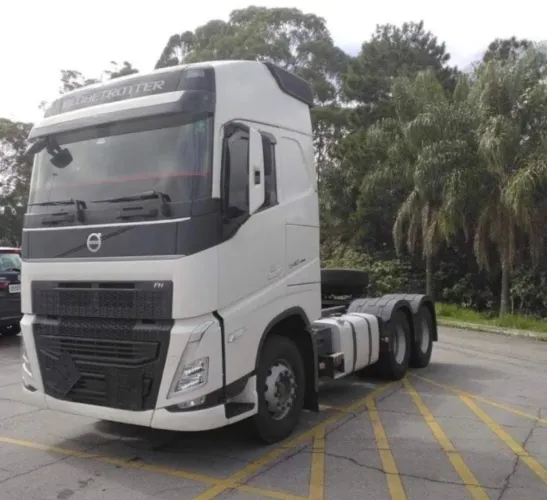 Volvo FH 540 6x4T - Ano 2024