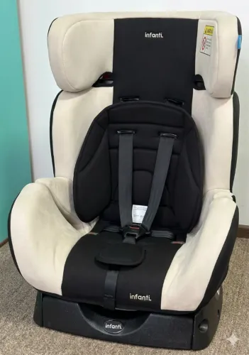 Cadeirinha Para Carro 0 -25kg - Infanti Preto/Bege