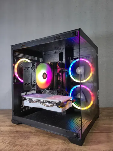 PC GAMER CORE i7 8700/ 16GB DDR4/ RX 580 8GB/ SSD 512GB. ACEITO CARTAO E GARANTIA