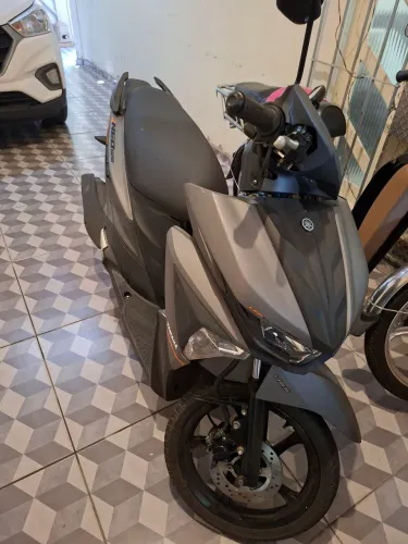 Moto Yamaha Neo 125cc, 2019, único dono, documentos em dia, perfeito estado.