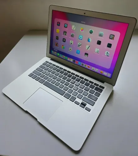 Apple Macbook Air 13" Impecável - Carregador Original