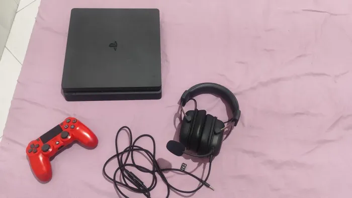 PlayStation 4 Slim 500GB