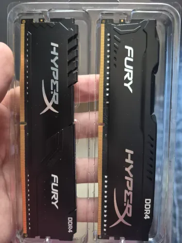 Memória RAM HyperX 2x8gb ddr4 2400mhz