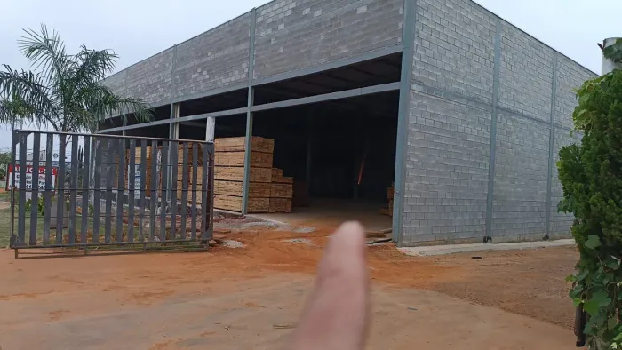 Galpão/ muro residencial/ muro de arrimo/