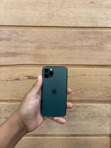 iPhone 11 Pro , 64gb, bateria 81%