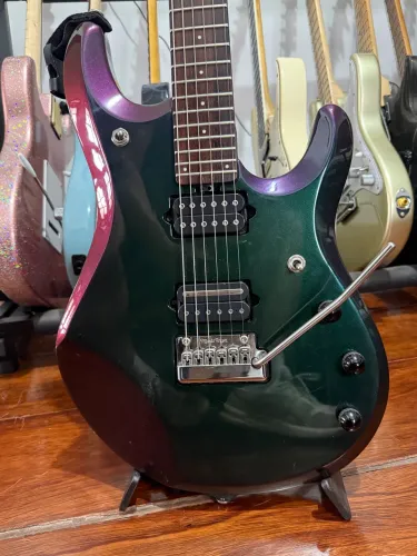 Music man JP6 piezo e case original