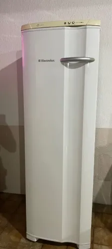 FREEZER VERTICAL