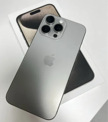 iPhone 16 pro max 256g titanium 