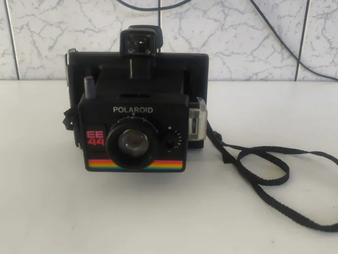 Câmera Instantânea Polaroid EE44 Land Camera - Relíquia Vintage