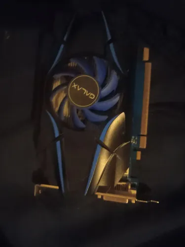 NVIDIA GeForce GT 1030 2GB GDDR5 Otimo estado