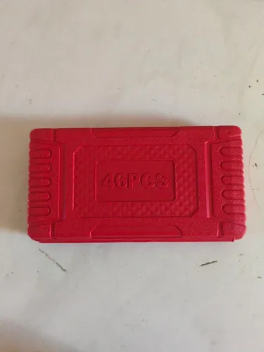 Kit de ferramentas 46 peças e chave catraca