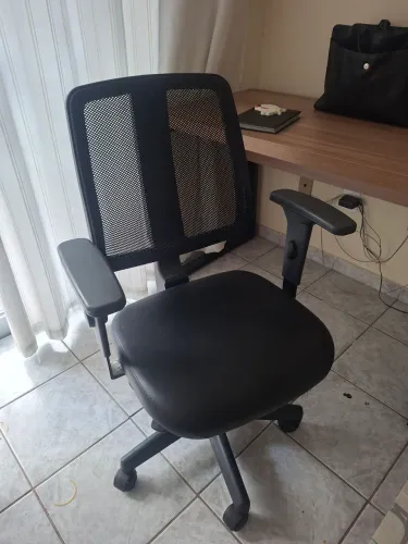 Cadeira de escritório 