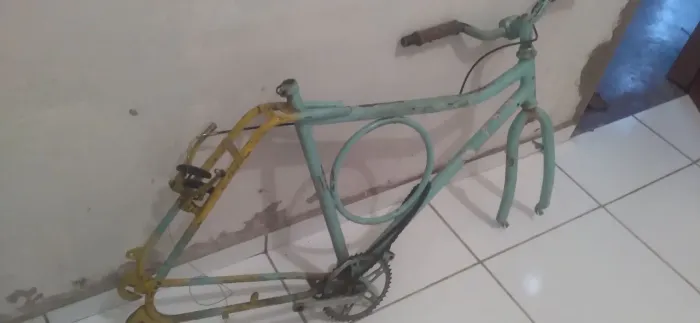 Vendo quadro de bicicleta Monark 