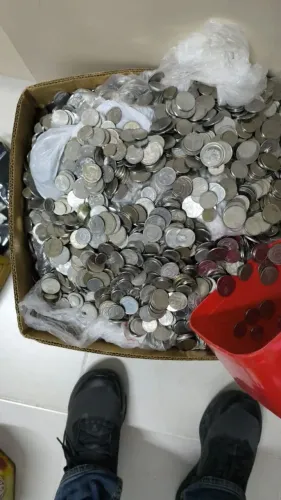 12 kg de Moedas Antigas Herança
