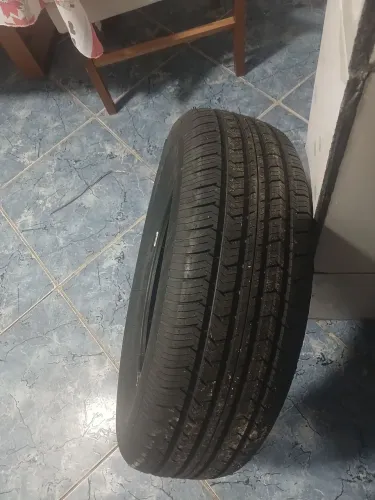 Pneu novo 8 lonas 205/60R16