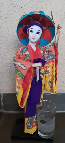 Vendo Boneca Japonesa legítima