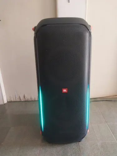 VENDO CAIXA DE SOM JBL PARTY BOX 710