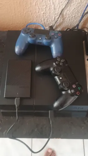 PS4 FAT 500GB + 2 CONTROLES originais + HD externo 500gb