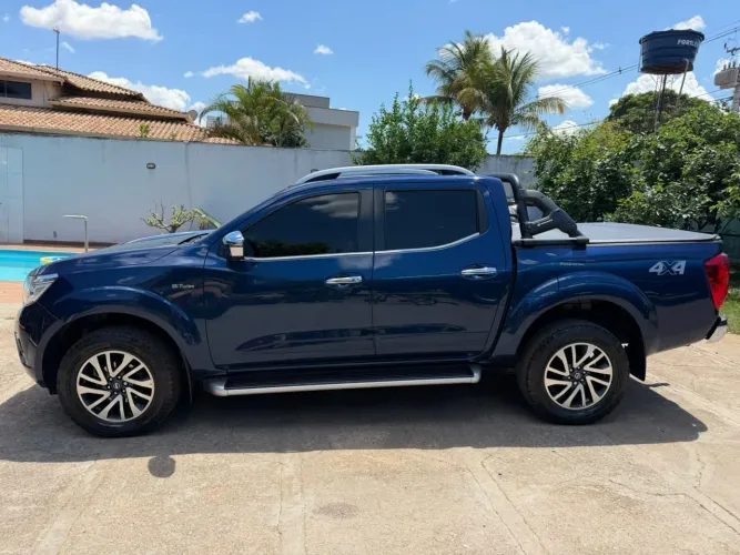 Nissan Frontier LE CD 4X4 2.3 Bi-TB Diesel Aut. 2021