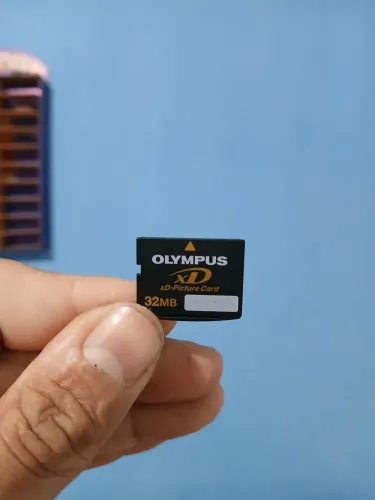 Cartão de memória Olympus XD 32 mb