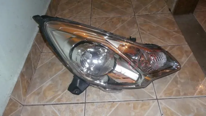 Farol direito citroen c3 2014 2015 2016
