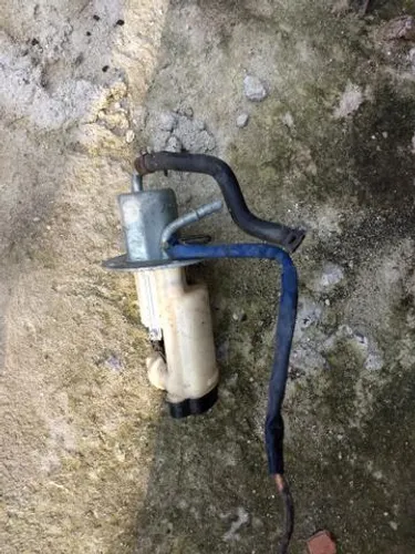 Bomba de gasolina da z 750 2012