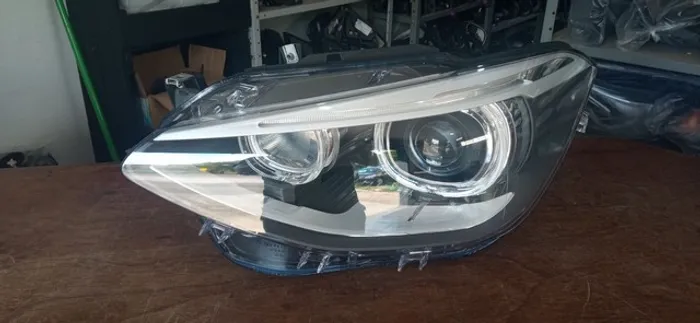 Farol BMW série 1 125i 130i xenon m130 