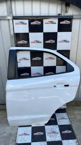 Porta Traseira Esquerda Lisa c/detalhe Ford Ka 2014 à 2017