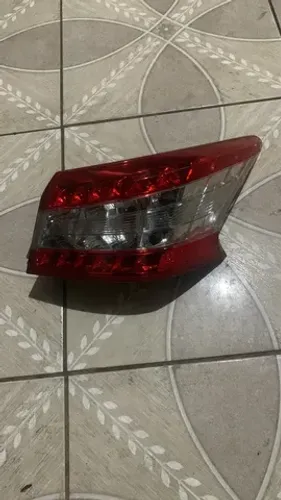 lanterna nissan sentra 2014/2016