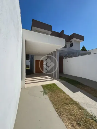CASA 3 QUARTOS SENDO 1 SUITE - VESPASIANO-MG/MY BROKER codigo: 71061