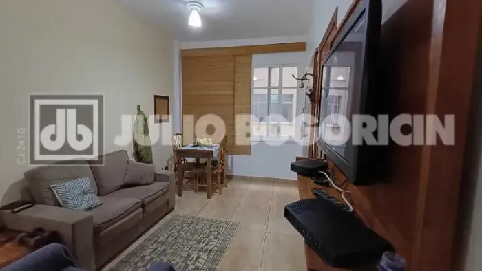 Apartamento - / Residencial / Botafogo