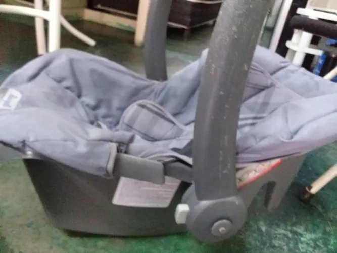 Bebê conforto burigotto