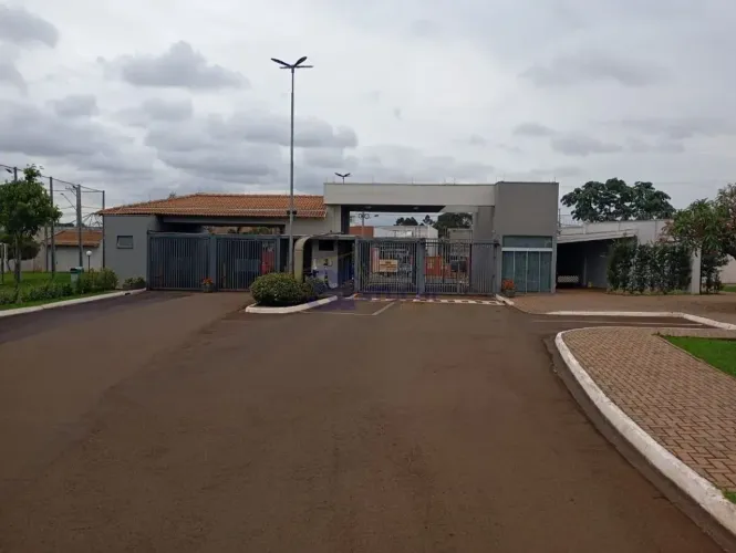 Elegância, Espaço e Conforto em uma Residência Exclusiva