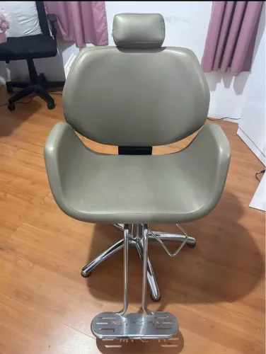 Cadeira Hidráulica para estética, Salão de Beleza ou Barbeiro