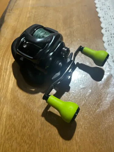 Carretilha tatula 300