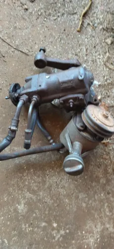 Setor de direção hidráulica D10