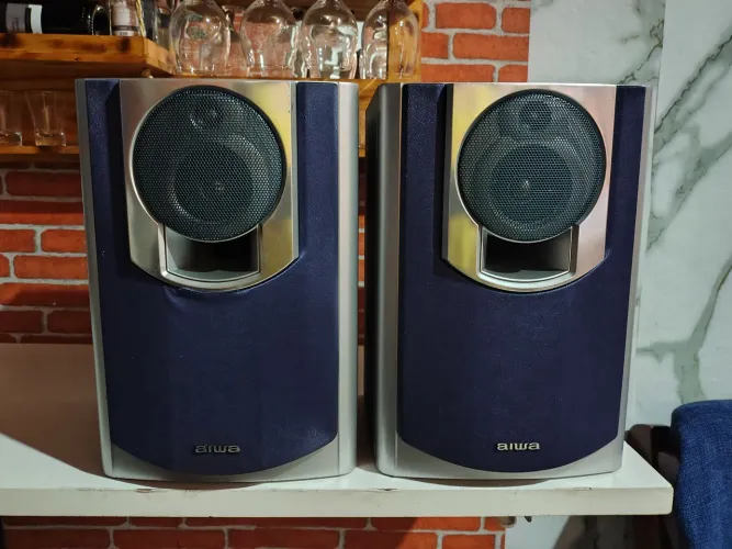 Caixas de Som Aiwa - 3 vias 6 plg alta qualidade