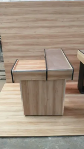 Checkout para comércio em MDF 