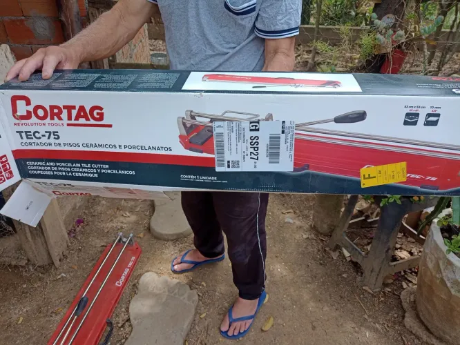 Máquina de cortar piso