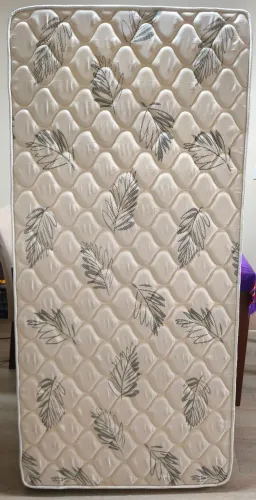 Colchão de solteiro Umaflex