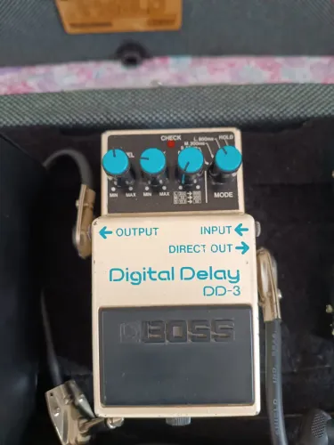 Roland BOSS DD-3 Digital Delay Pedal 