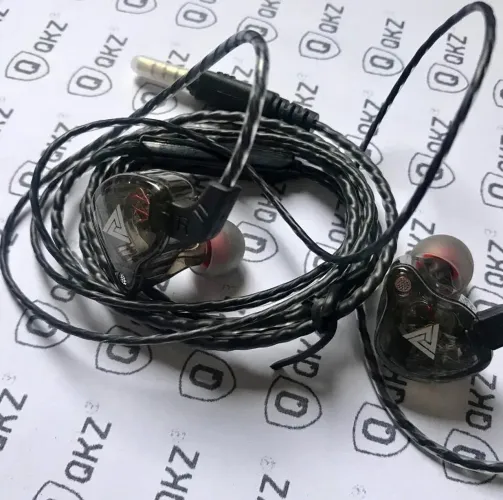 Fone De Ouvido Qkz Ak6 In-Ear Com Microfone Retorno de Palco + Case