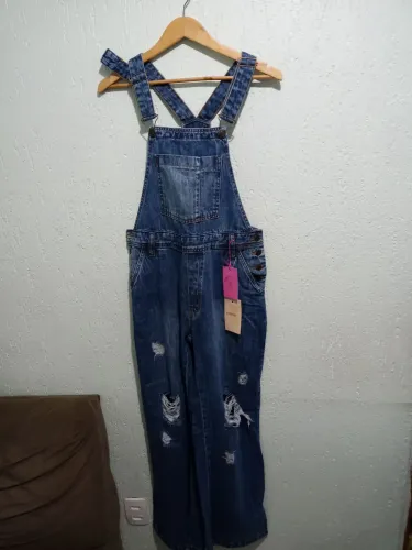 Macacão Jeans Feminino Destroyed
