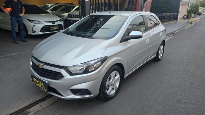Onix LT 1.4 2019 automático baixo km
