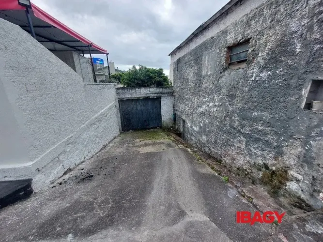 Oportunidade! Terreno em Estreito - Florianópolis