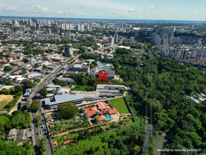 Galpão - Imóvel Comercial na Av. Efigênio Salles