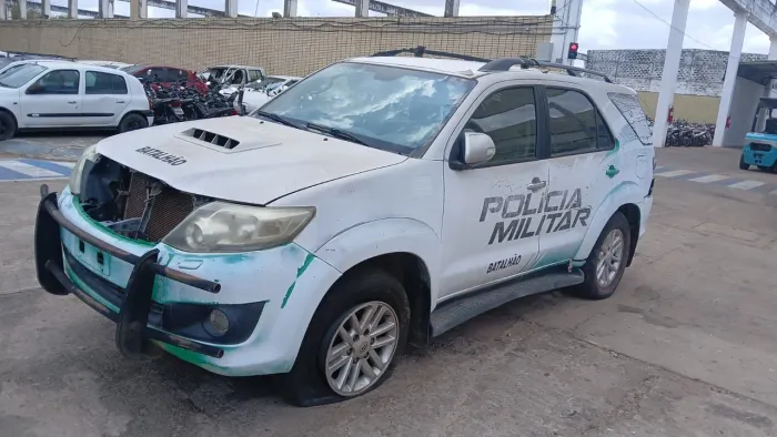 Sucata hilux 2014